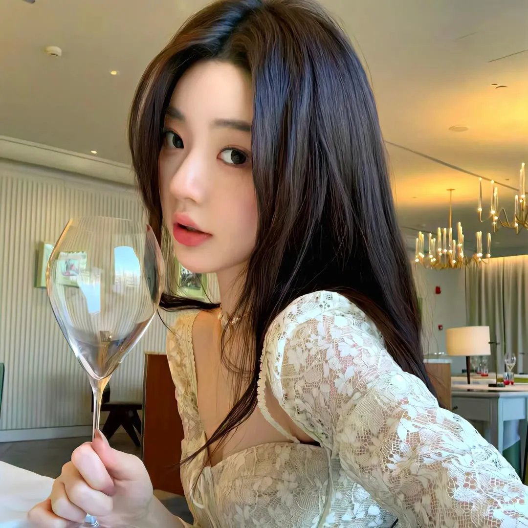 翠迪斗黑猫